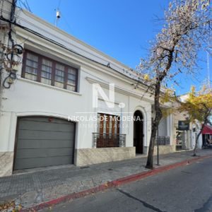 Hermosa Casa En Venta En El Corazón De Salto. Zona Centrica.