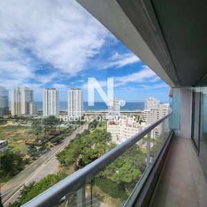 Apartamento De 3 Dormitorios En Alquiler Temporal Punta Del Este