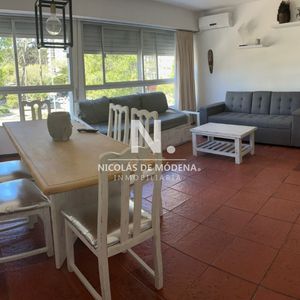 Vende Apartamento De 1 Dormitorio En Punta Del Este