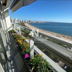 En Venta Apartamento De 2 Dormitorios En Mansa, Punta Del Este