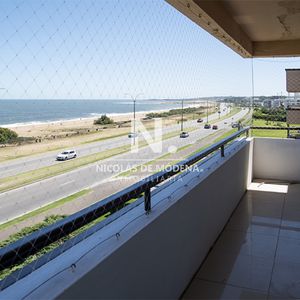 Oportunidad Hermoso Penthouse En Venta, Frente A Playa Mansa