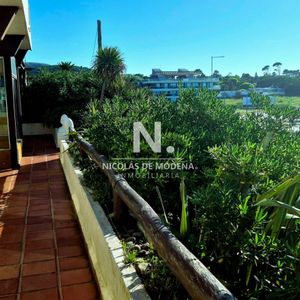 En Venta Hotel, Frente Al Mar En Piriapolis De 36 Habitaciones