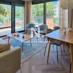 Venta Apartamento De 2 Dormitorios Con Garage Y Parrillero En Barra De Carrasco,canelones