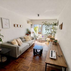 Venta Apartamento De 2 Dormitorios Con Excelente Buena Renta En Cordon,montevideo.