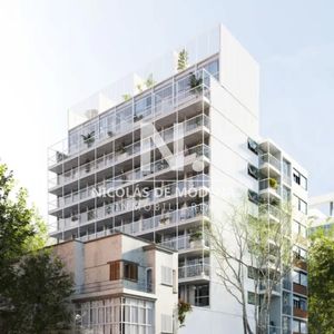 Venta Apartamento Duplex De 3 Dormitorios Con Excelente Ubicacion En Barrio Sur,montevideo.