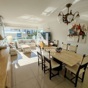 Vende Departamento De 2 Dormitorios En Punta Del Este