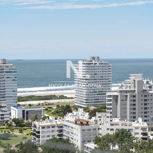Hermoso Departamento En Venta De 3 Dormitorios, Piso Alto En Torre One
