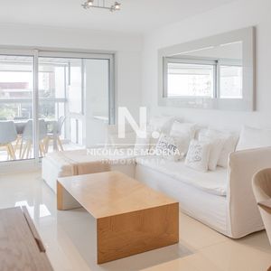 Espectacular Departamento En Playa Mansa, Punta Del Este