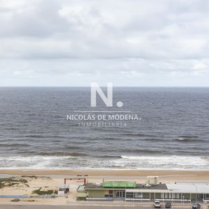 Increíble Apartamento Con Excelente Vista Al Mar. Torre Imperiale.