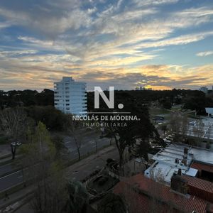 Apartamento 1 Dormitorio En Punta Del Este En Venta - Torre Yoo