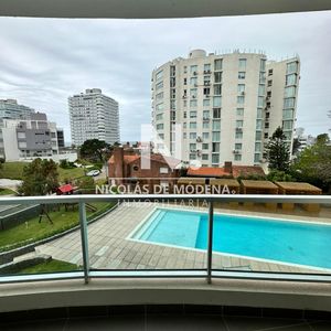 Departamento De 2 Dormitorios En Venta En Torre Wind. Punta Del Este