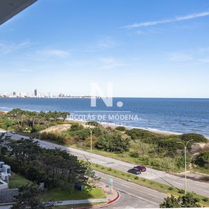 Gran Oportunidad, Departamento Frente Al Mar Con Vista A La Bahia En Venta. Torre Venetian.