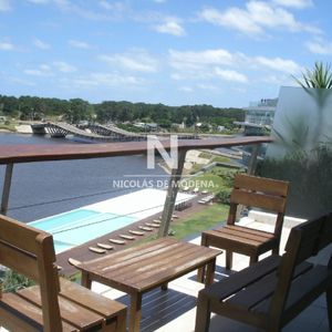 Alquiler Venta La Barra Departamento Pent House Piscina Parrillero 3 Dormitorios 4 Baños Dependencia De Servicio Terraza