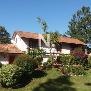 Casa En Zona Tranquila, Ideal Para Veranear!