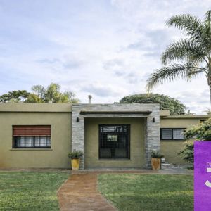Venta Casa En Lagomar Sur 3 Dormitorios En Suite, Terreno 810mts2 Y Barbacoa