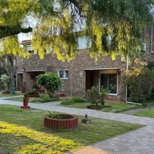 Casa En Venta De 3 Dormitorios En Parque Rivera (cooperativa)