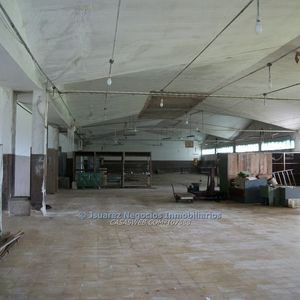 J.s Local Industrial En Barros Blancos