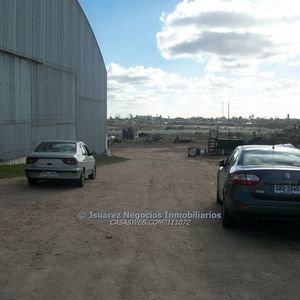 J.s Local Industrial Las Piedras