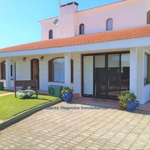 Js. Residencia Impecable En 5000m2