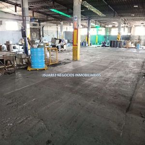 J.s Buena Planta Industrial Sobre Luis B Berres. 3600 M2