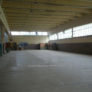 J.s Local Industrial En Barros Blancos