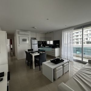 Apartmento A Pasos Del Mar De 2 Dormitorios Punta Del Este
