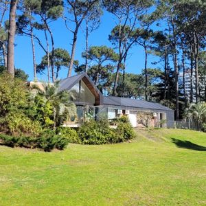Alquiler Casa 3 Dormitorios Cerca Al Mar Punta Del Este