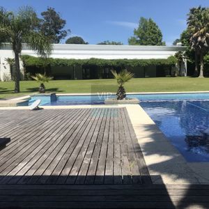 Venta De Casa De 4 Suites En El Golf Punta Del Este