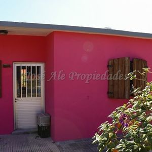 En Venta Propiedad De 3 Dormitorios, Colonia
