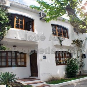 En Venta Hermosa Casa De Tres Dormitorios En Colonia Del Sa