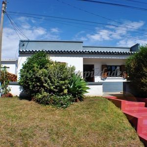 En Venta - Linda Casa 3 Dorm 2 Baños