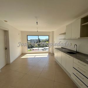 En Venta Apartamento De 1 Dormitorio Colonia Del Sacramento