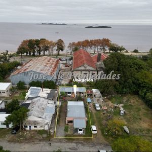 En Venta Terreno Con 2 Propiedades, Colonia Del Sacramento