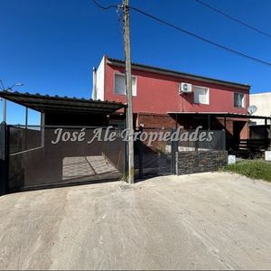 En Venta Vivienda De 2 Dormitorios, Colonia