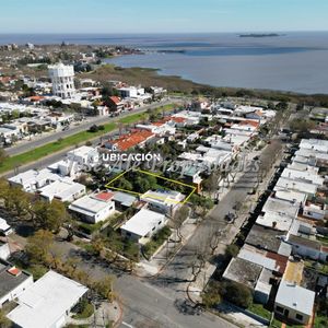 En Venta Nuievo Precio Unico E Imperdible Terreno Centrico A Solo 50 Metros De La Plaza Del Reloj, La Rambla Y Playas De Colonia.