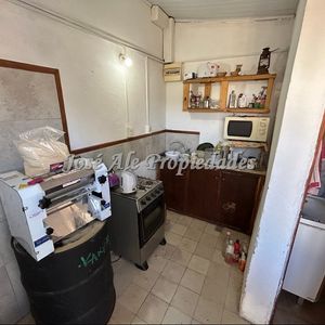 En Venta Nuevo Precio! Propiedad Ubicada En Avenida Principal, Zona Comercial De Colonia