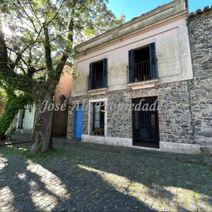 En Alquiler Propiedad Amoblada Con Reciclaje Arquitectonico Con Estilo Colonial, Colonia