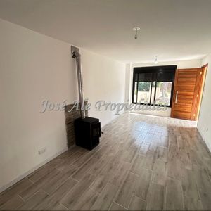 En Venta ?nuevo Precio? Casa De 2 Dormitorios A Estrenar A 3 Cuadras De La Rambla Y Playas De Colonia.