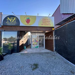 En Alquiler Local Comercial De 43m2 Frente A Plaza Nmo, Junto Al Super Magico, El General Colonia