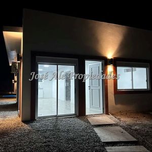 Proximamente En Alquiler Casa De 2 Dormitorios, En El Real De San Carlos Colonia