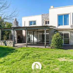 Casa En Venta - Ref. 744