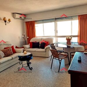 Alquilo Anual Apartamento De 3 Dormitorios. Penã­nsula, Punta Del Este
