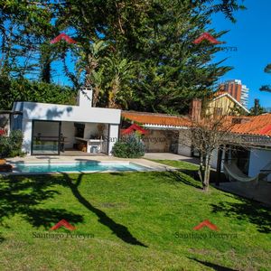 Hermosa Casa Gran Parque Con Piscina Climatizada Y Parrillero