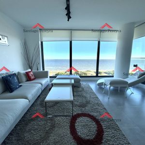 Apartamento En Venta 2 Dormitorios Playa Mansa Vista - Venetian - A Estrenar - Frente Al Mar- Lujo