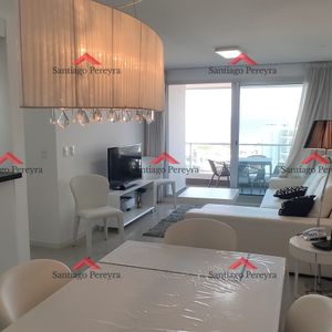 Apartamento En Venta, 2 Dormitorios Torre De Primer Nivel Con Amenities Completos, Servicio De Playa, Balcon Con Vista Al Mar
