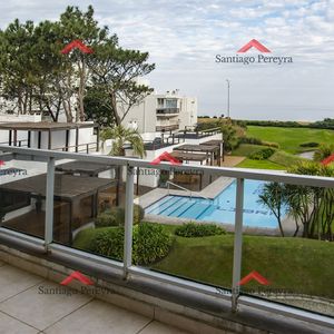Departamento En Venta A Metros De Playa Mansa