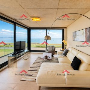 Espectacular Departamento De 3 Dormitorios Frente Al Mar. Walmer Lagoon