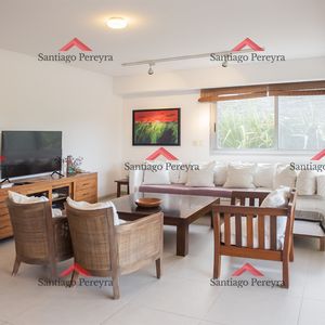Apartamento En Venta 2 Dormitorios Frente Al Mar. Brava 28