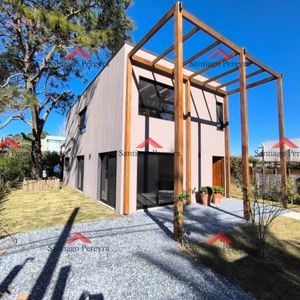Casa A Estrenar En La Barra.