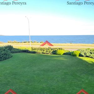 Si Te Gusta Despertar En Un Departamento Frente Al Mar Con Vistas Al Puerto E Isla Gorriti ésta Es Tu Próxima Inversión
